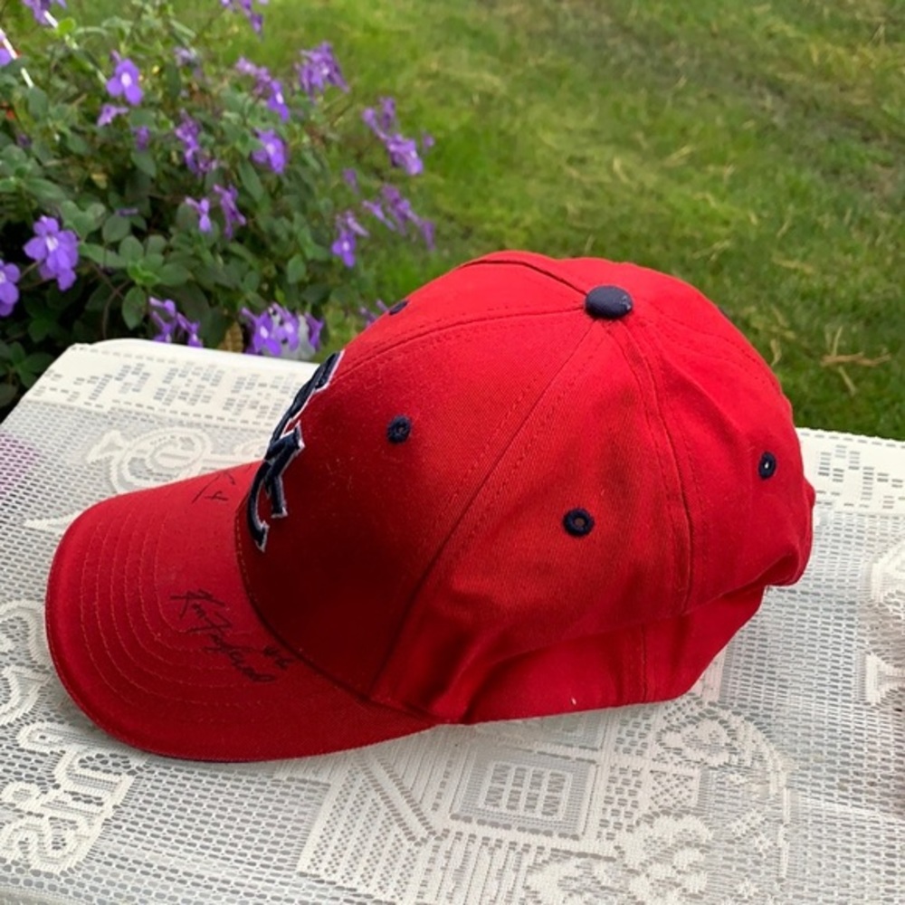Autographed Cap - Picture 5 of 8